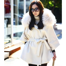 Women Real Raccoon Fur Hood Collar Wool Coat Loose Beige Jacket Belt Scream       yangyang 052