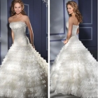 2012 Loveable Ballgown V-Neck Chapel Train Tulle Wedding Gown Dresses 