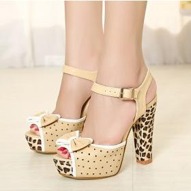 Free shipping fashion ankle strap sandals women shoes 2013 platform pumps chunky leopard chunky high heels girls buckle 