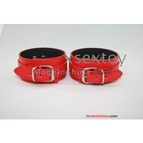 Red single band shackle A097