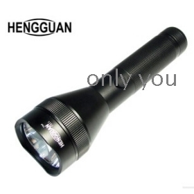 The real thing HENGGUAN 11  light flashlight charging long shot the CREE LED flashlight 