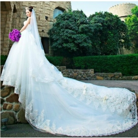 Big fluffy wedding dresses