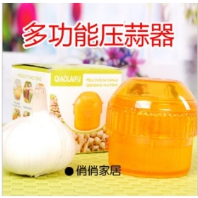 Multi-function garlic press mashed garlic apparatus 