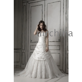 /A-Line Strapless Cathedral train satin /taffeta/chiffon wedding dress for brides 2010 style wedding dresses q20