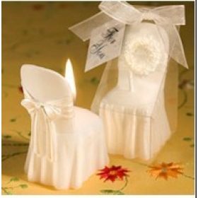 Love chair candle