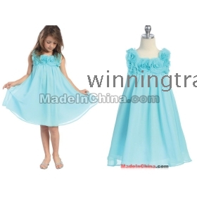 A Line blue chiffon knee length Square Collar Kids Dresses/Flower Girl Dresses with handmade flower