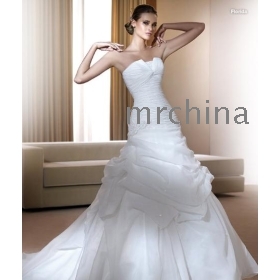 /A-Line Strapless Cathedral train satin /taffeta/chiffon wedding dress for brides 2010 style wedding dresses 