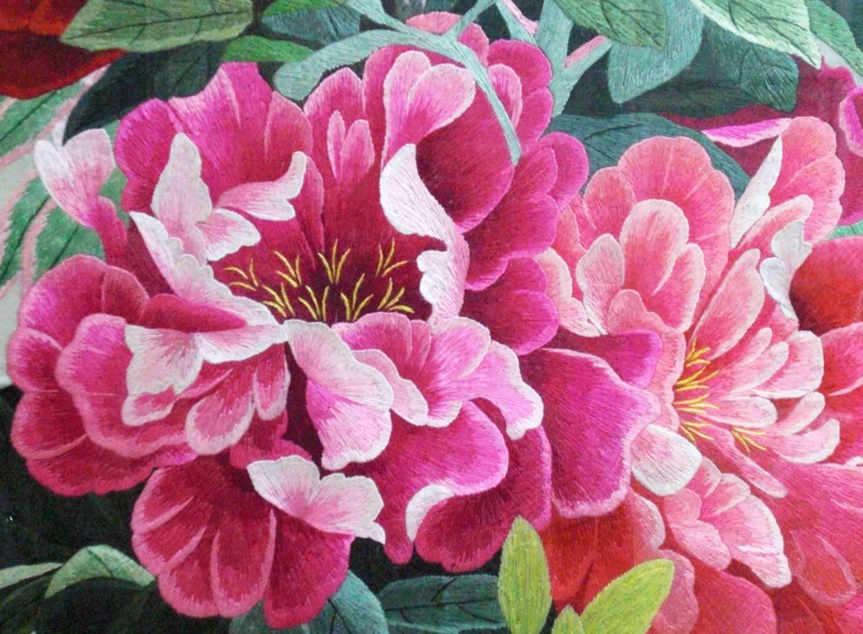 Xiang Embroidery traditional craft Hand Embroidery