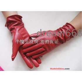 Free shipping with women's hair grows in warm warm glove gloves leather gloves fashion simulation on both sides ruffle A