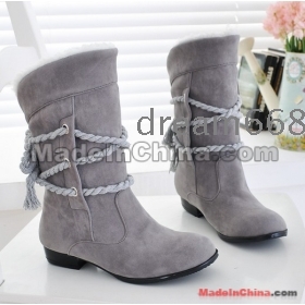 Free shipping 2011 autumn winters is low with the grind arenaceous tassel boots in the female recreation canister boots