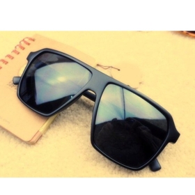  Free shipping,2012 New arrives, Retro fashion sunglasses, large frame sunglasses for both men and women  17