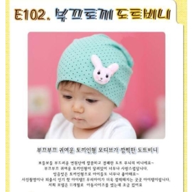 Expédition libre en gros 5 Pieces / Lot Printemps coton style tricot pour bébé bébé de chapeau de chapeau avec le lapin de dessin animé