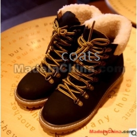 Female locomotive boots with short winter boots USES flat.     