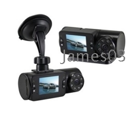 Livraison gratuite Car DVR GT- 136A haute résolution 720P DVR Enregistreur de voiture Black Box