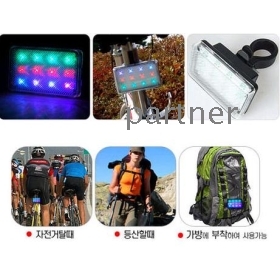 12LED vélos colorés Attention feu arrière de lumière , 12 LED de sûreté de vélo arrière Attention Tail lampe flash lumières , expédition libre de SME , 60pcs/lot