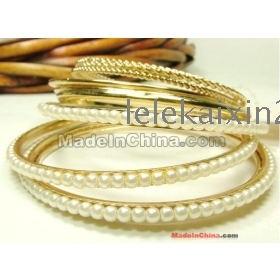 Qingdao foreign trade accessories wholesale 714 Europe and the foreign trade jewelry the single big ~ bracelet