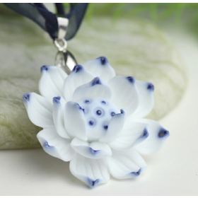 Jingdezhen manual ceramic jewelry blue flowers ceramic ornaments female pendant necklaces