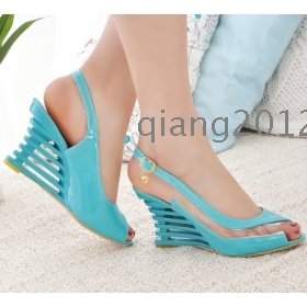 2012 spring new Korean women shoes, casual patent leather wedge heels high-heeled sandals 1712 