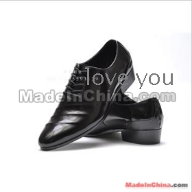 The new quality goods sells shoes fashion pointed leather shoes frenum han England pointed patent leather shoes at a low price 