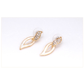 Viennois Geometric Rose Gold Shiny Gold Shell Rhinestone Stud Earrings