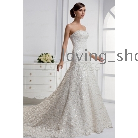 Stunning Mermaid Strapless Floor-length Chapel Train Wedding Dress