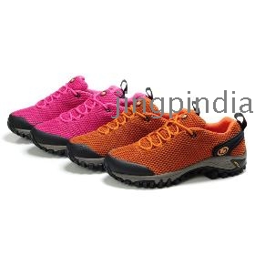 Counter genuine  / Mele men and women couple breathable waterproof hiking shoes / outdoor sports hiking shoes