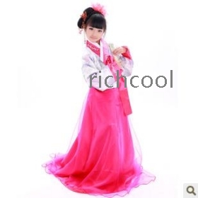 The lovely children royal tradition han  fu Korean dance garments South Korea apparel national clothing 