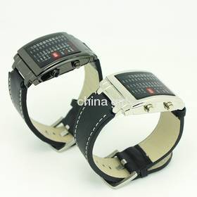 Digitális Quartz LED Watch Unisex Watch többszínű fény Bőr és hét Date Display 8231-fekete / ezüst Dial legjobb ár