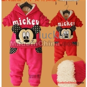 Free shipping 2012 children's thick suits for winter with wholesale and retail sport suit Kids Clothes  clothing new 