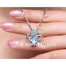 J031 Four Leaf Clover Crystal Necklace special offer necklaces fashion 3 colors Free shipping 3pcs/lot