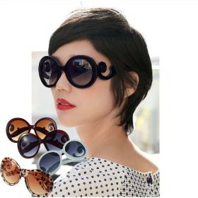 Neue Ankunft modische Retro Inspired Barock Round Frauen Sonnenbrille freies Verschiffen