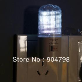 2 db 6 LED Falra szerelhető Hálószoba éjszakai lámpa fény Plug Lighting AC 3W Worldwide INGYENESKiszállítás