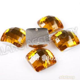 90pcs/lot Fashion Hotselling Faceted Square Shape Yellow Color Resin Button Beads Accessory For Sew-on Garment 18*18mm 241050