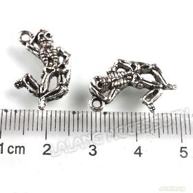 Hot Sale ! 150pcs Antique Silver Zombie Charms Zinc Alloy Pendants Jewelry Findings 21*13*3mm 141397