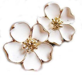 Hot Sell 1 Pair New Elegant Lady Girl White Five Leaves Jasmine Flower Earrings Ear Studs EAR-00302