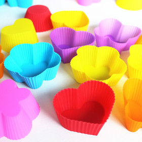 32pcs /Lot, DIY Free Shipping Wholesale 7cm Silicone Cake/pie/pudding/chocolate Mold/Cupcake Mold /Baking Mould Bakeware 7Colors