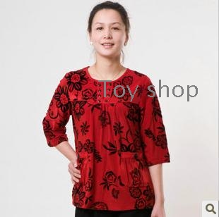 Clothes For Older Women: Tips For Those Seeking A Style Boost