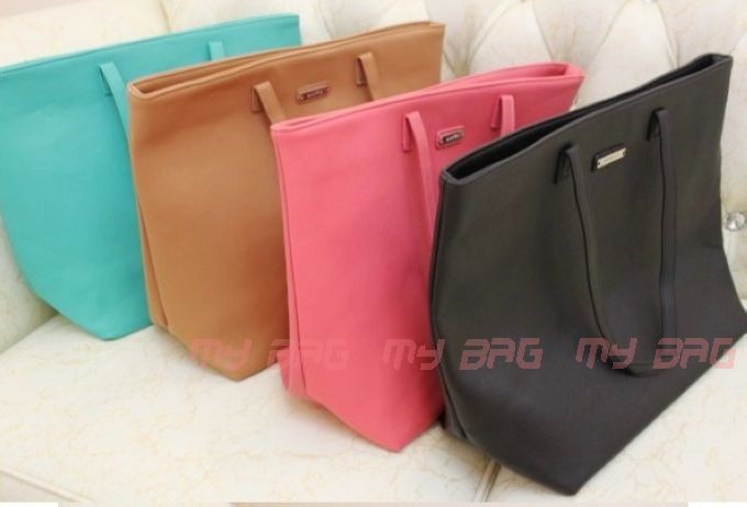 mango black solid handbag